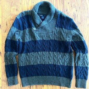 GAP boys size small cable sweater